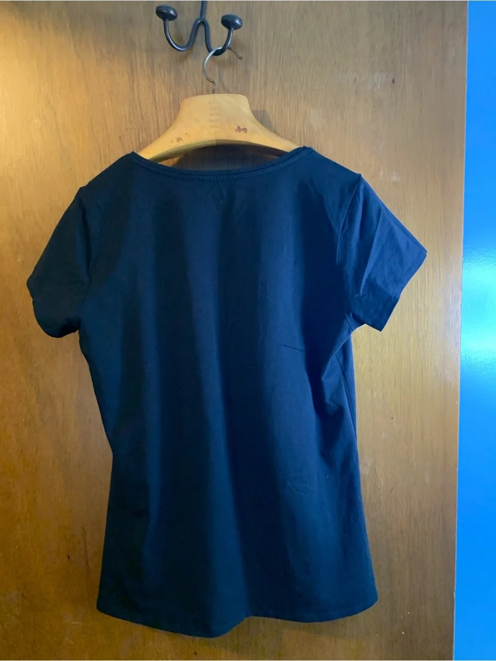 White House Black Market Black Scoop Neck Short Sleeve Top